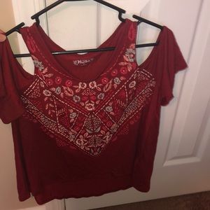 Cold shoulder top
